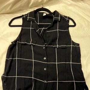 B.P Black and White  Sleeveless Button Down